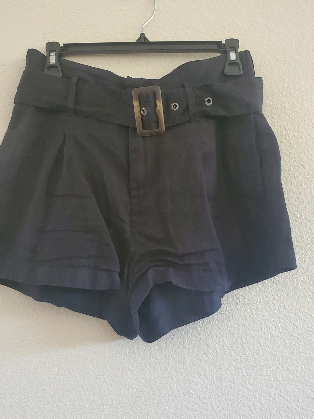 Christian Siriano 100% Linen Black High-Waist Belted Shorts Size M